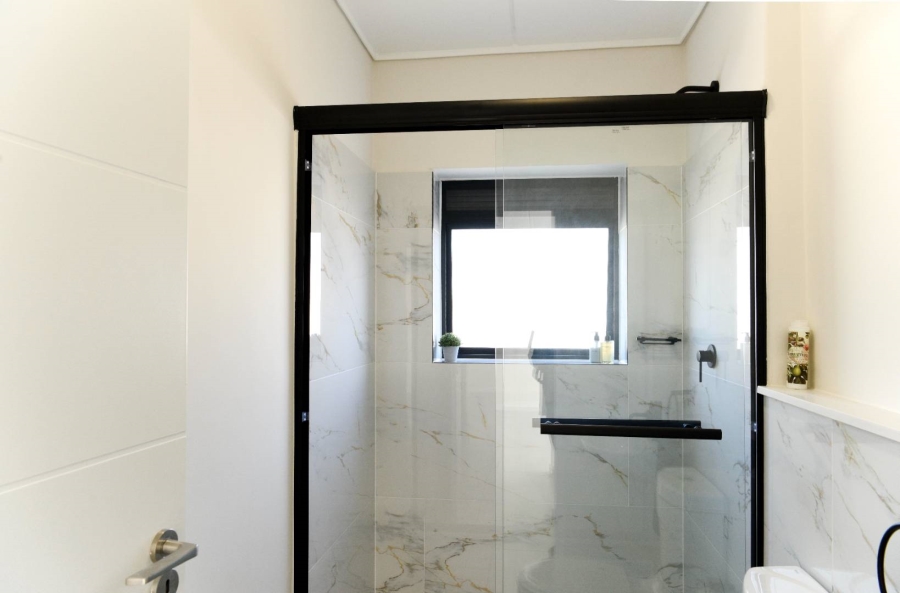 To Let 2 Bedroom Property for Rent in Sandown Western Cape